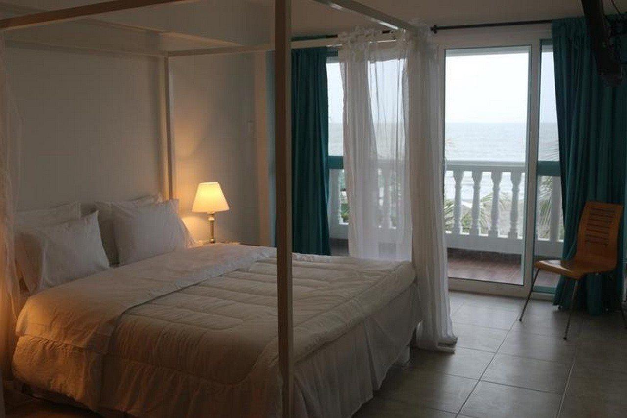 Aria Manzanillo Hotel 4*
