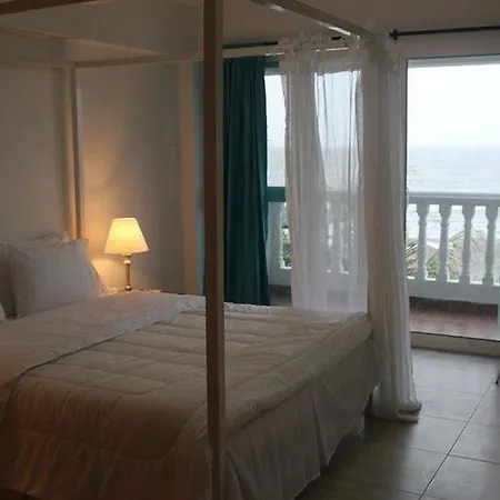 Aria Manzanillo Hotel 4*