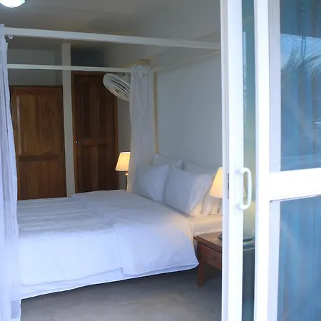 Hotel Aria Manzanillo 4*